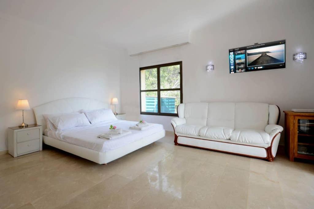 Villa Ocean View ポータル・ヌース エクステリア 写真